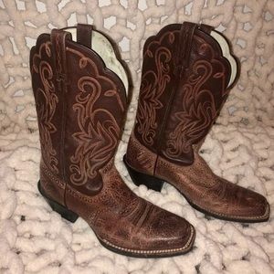 Women’s Ariat Legend Boots 7B